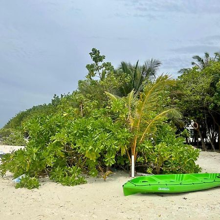 Hotel Yuvi Blue Maldives & Spa Himmafushi Exterior foto